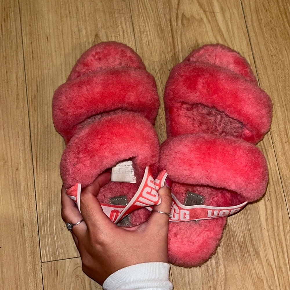 Pink ugg slippers